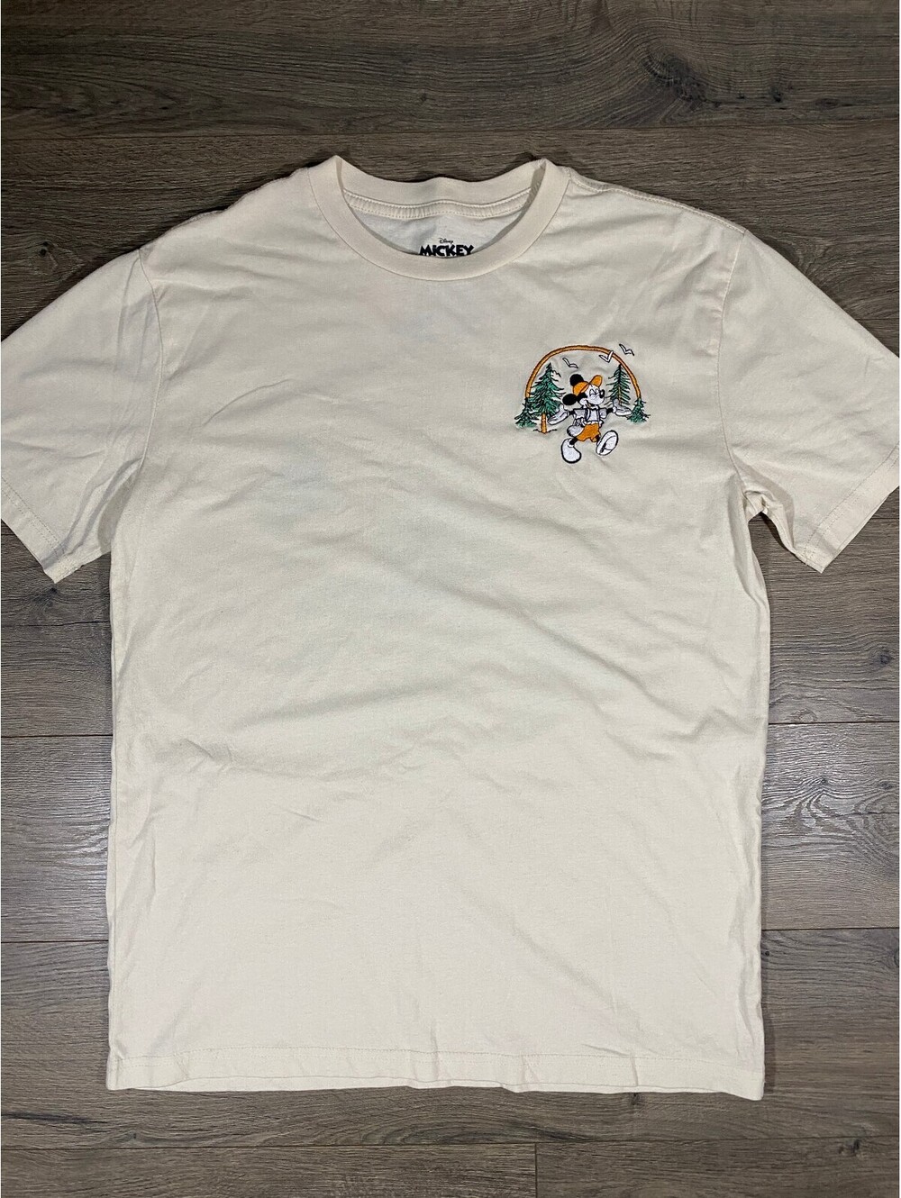 Disney Mickey & Friends Great Outdoors Camping Shirt Mens M Embroidered Cream